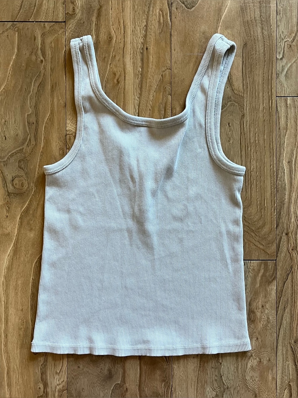Brandy Melville tank top - Picture 3 of 3